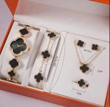 Jewelz Merchants Gold & Black 5-Piece Clover Set – FREE $10 Jewellery Box