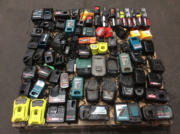 Makita/RYOBI/OZITO Mixed Brand and Model Power Tools Battery Chargers