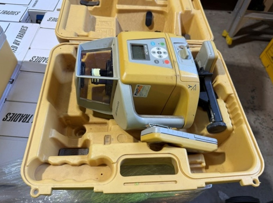 <p>Topcon RL-100 2S Laser Transmitter</p>