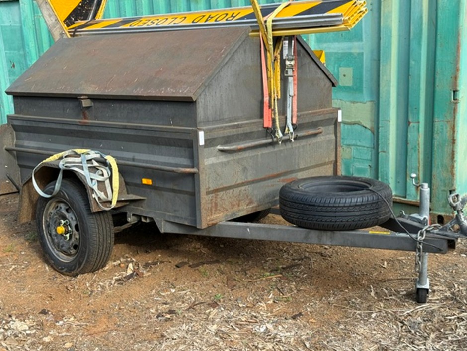 <p>2004 GT Western Trailers 6x4 Trailer</p>
