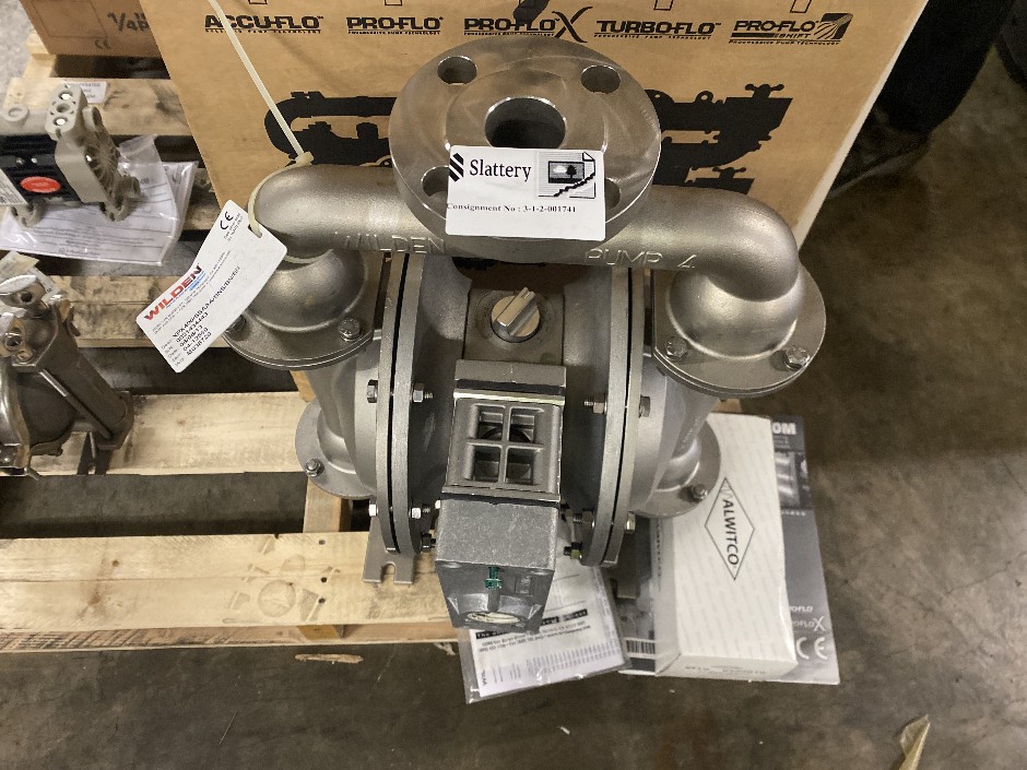 <p>Wilden Diaphragm Pump</p>