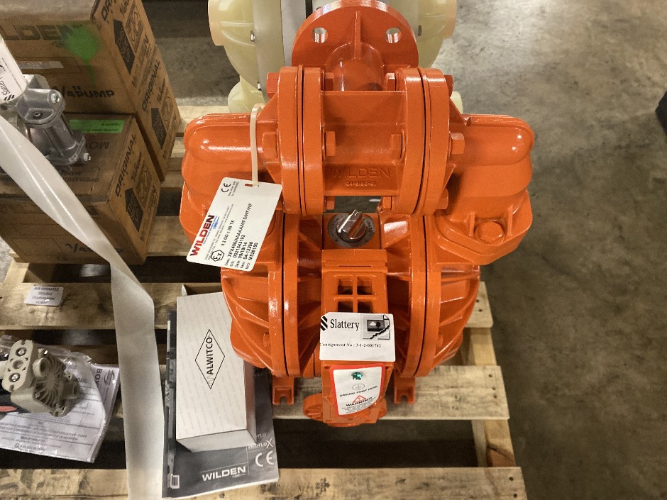 <p>Wilden Diaphragm Pump</p>