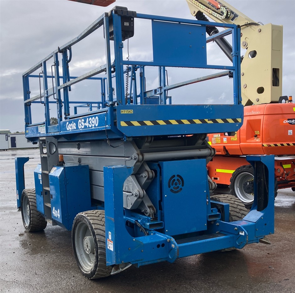 2011 Genie GS4390RT Scissor Lift - 43ft (13.0m) - Diesel - Wingfield