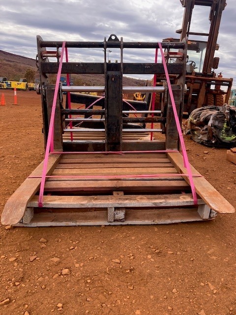 Handling Sys Au Telehandler Attachment- Forks-HydTyneAdjustment - Tom Price