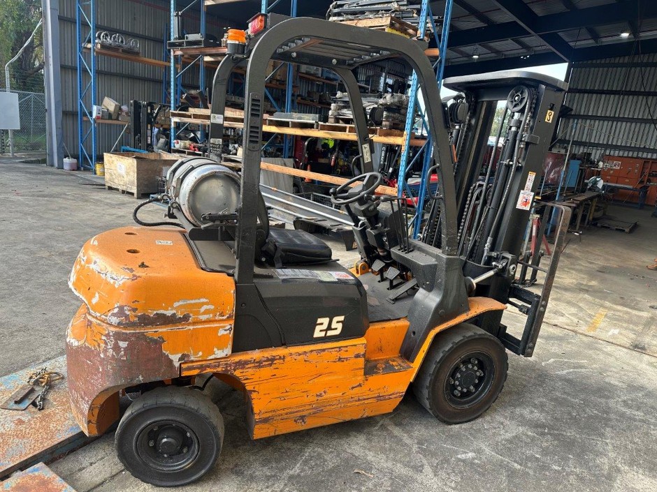 <p>2017 Hangcha CPQD25N RW22-Y2 4 Wheel Counterbalance Forklift</p>