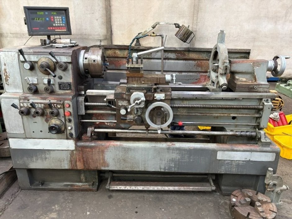 <p>Runmaster RUN Lathe</p>