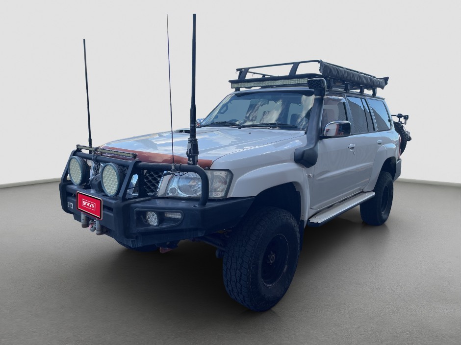2014 Nissan Patrol ST Diesel