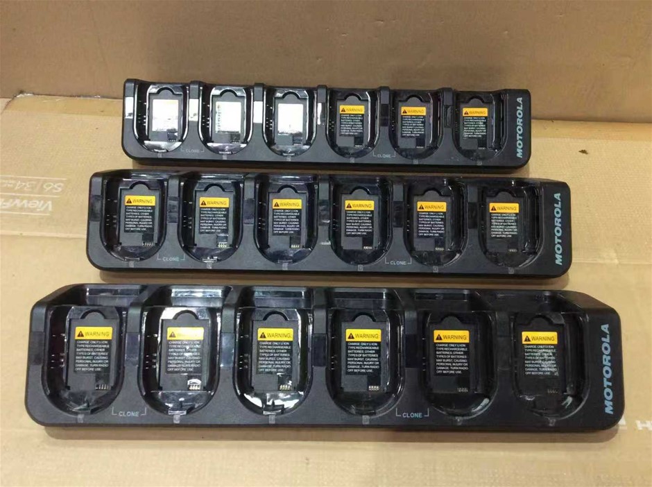 Motorola NNTN7901C Multi-Unit Battery Charger (Lot of 3)