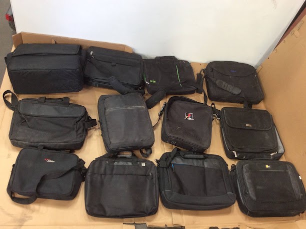 DELL/acer Mixed Brand and Model Computer Bag (Lot of 12)