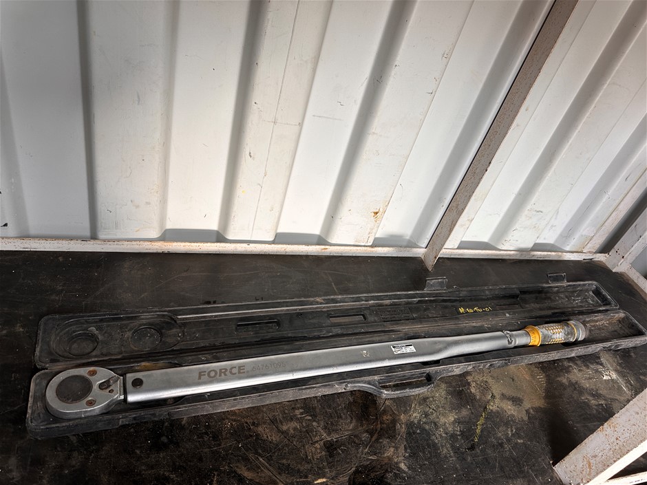 Torque Wrench Force 3/4" Drive 140-700Nm