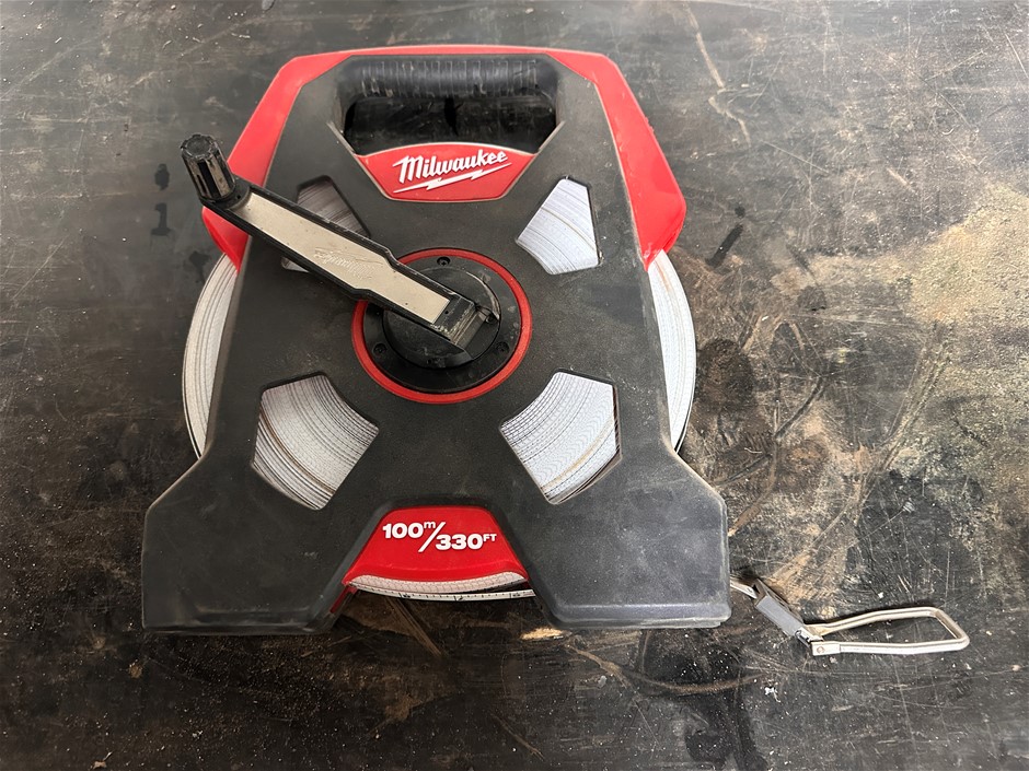 Milwaukee 100m Tape