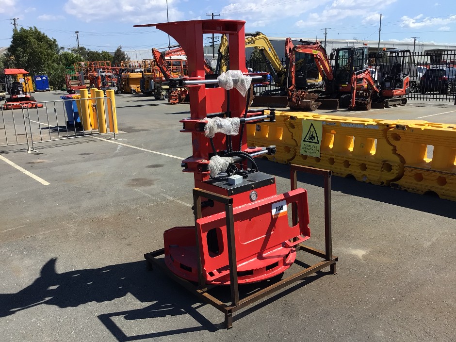 <p>Skid Steer Feller Buncher Attachment</p>