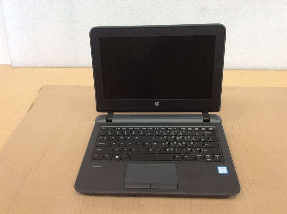 HP PROBOOK 11 G2 laptop I3-6100U 4GBRAM 128GB Black