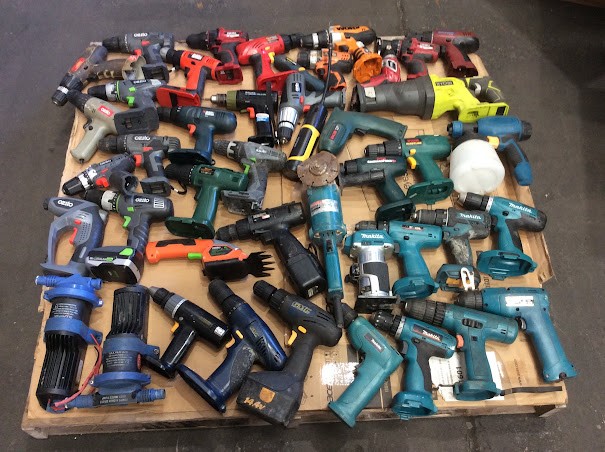 Bosch/Ryobi/Ozito Mixed Brand and Model Electric Drill/Power Tools