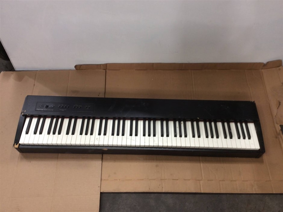 Roland F-20 Digital Piano