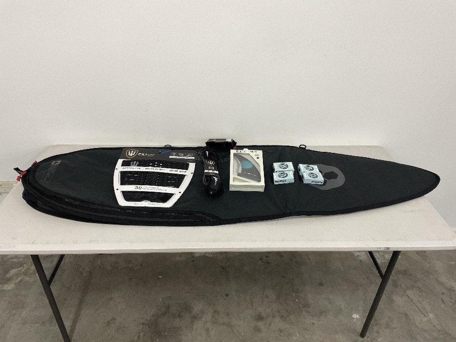 <p>6’0” Channel Islands Surfboard Bag and Accessories</p>