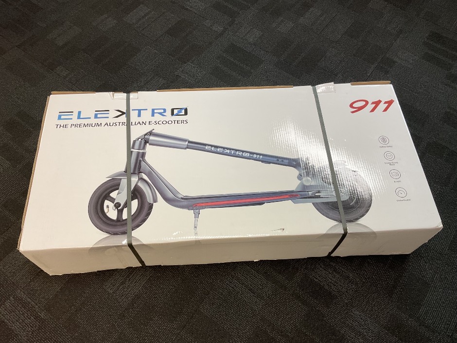 ELEKTRO 911 E SCOOTER