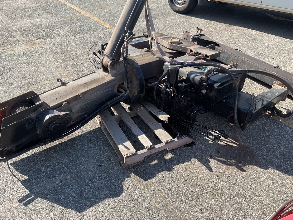 <p>Truck Hiab</p>