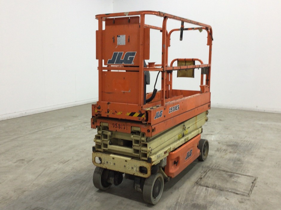 <p>2018 JLG 1930ES Electric Scissor Lift</p>