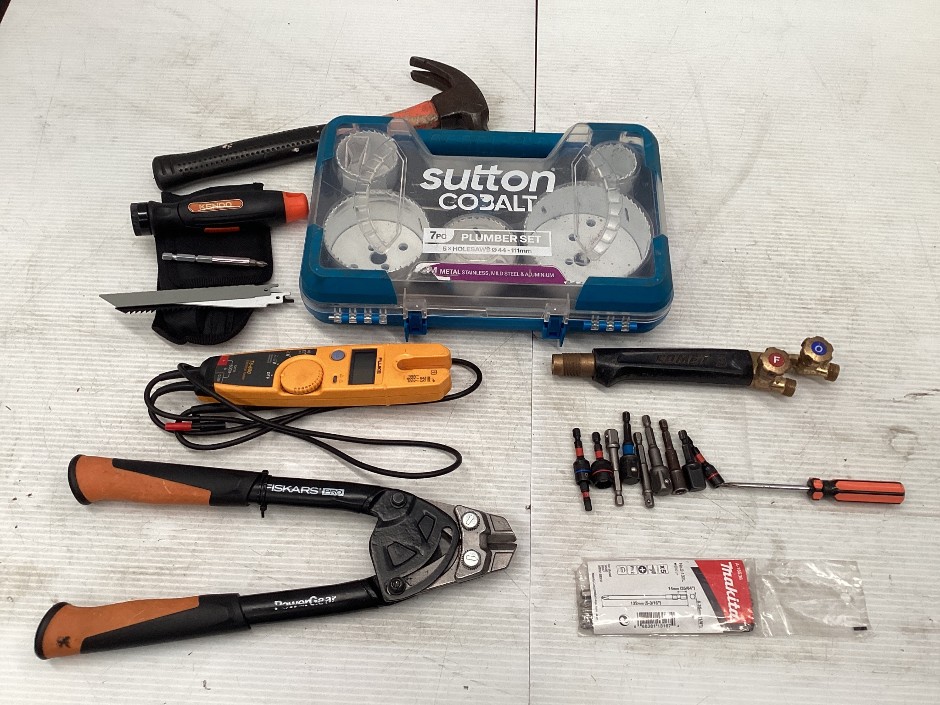 Mixed Tool Lot inc Fluke T5-600 & Fiskars PowerGear Loppers