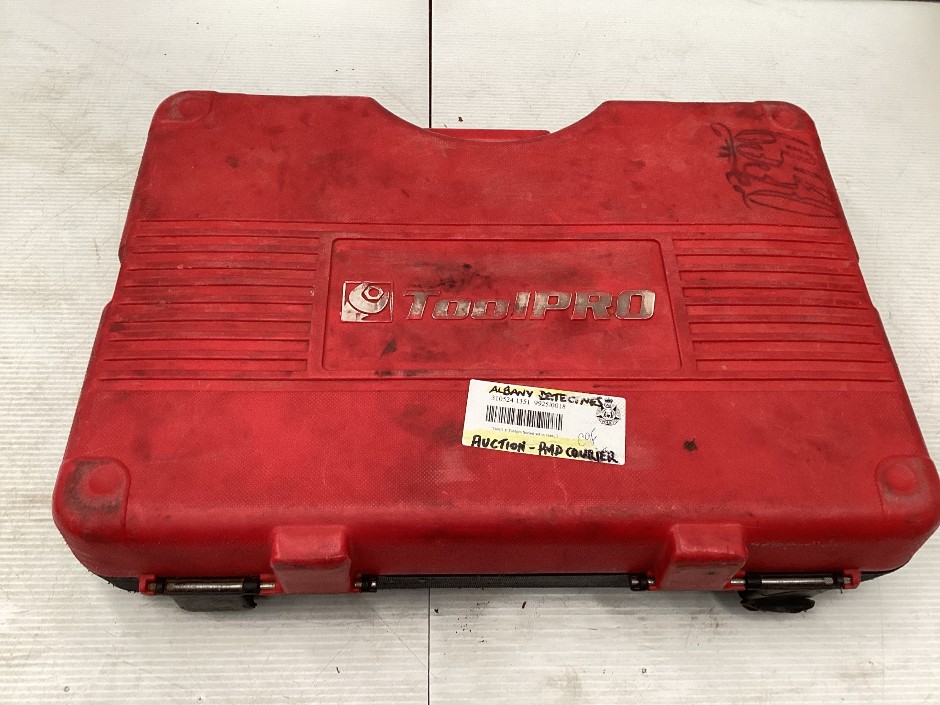 <p>Toolpro Socket Set in Case</p>