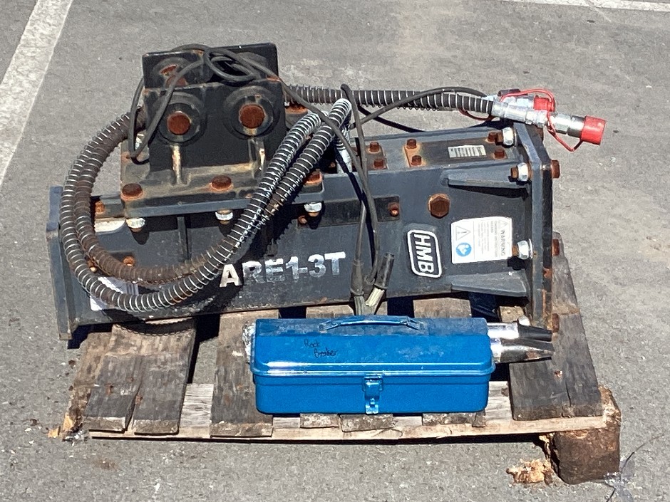 HMB Hydraulic Rock Breaker Attachment