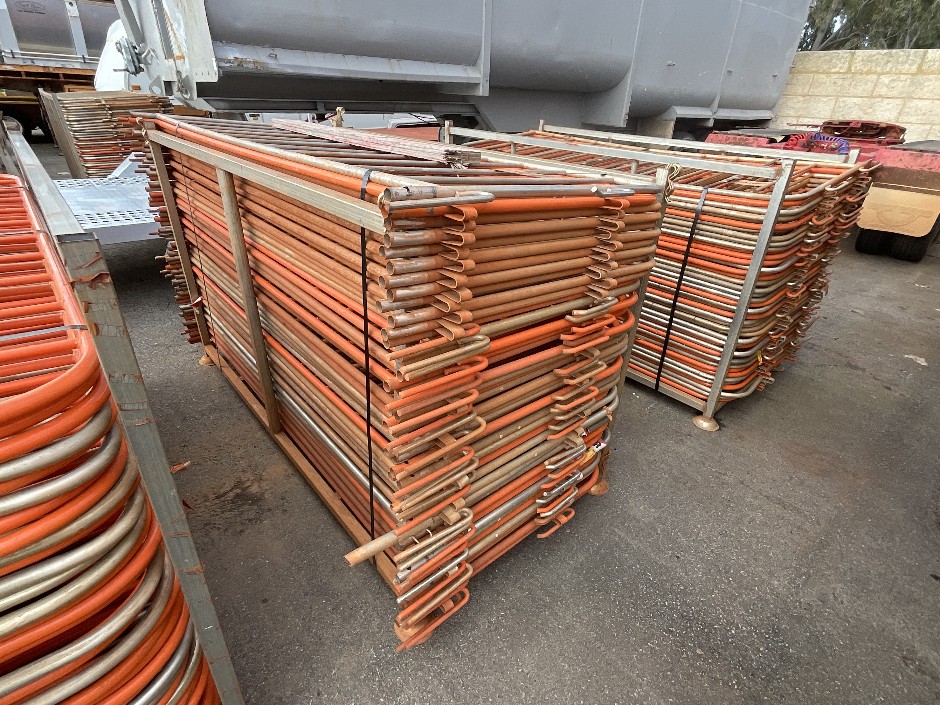 <p>2x Crates of Temporary Fencing</p>