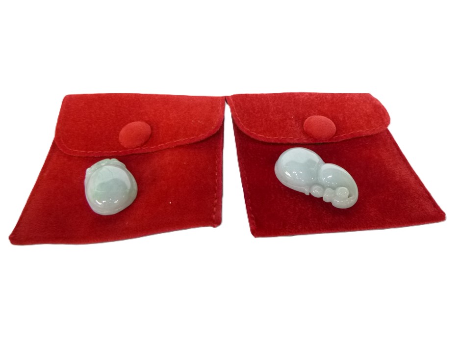 (2 Pack) Chinses Carved Ice - Variety Jade Pendant With Pouch And Box
