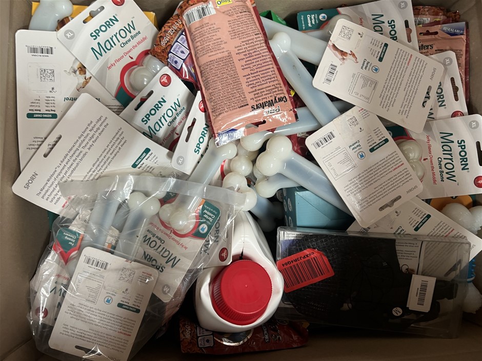 25 x Assorted Pet Products. NB: Photo as is. Some Not in Original Packaging