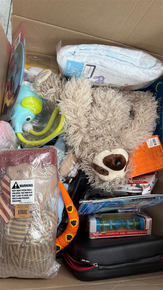 Assorted Box of Childrens/Baby Items. NB: Items may not be in original pac