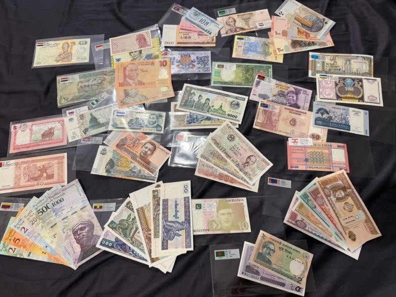 LARGE WORLD BANKNOTE COLLECTION - Historical Foreign Currency Bulk Lot