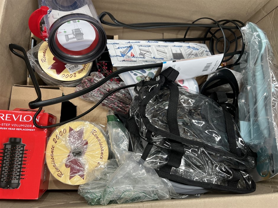 12 x Assorted Homeware Products. NB: Photo as is. Some Not in Original Pack