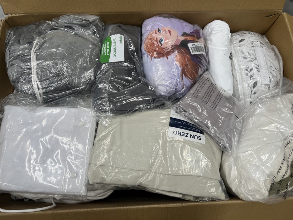 13 x Assorted Manchester Products; Incl. Blankets, Quilts, Sheets & More. N
