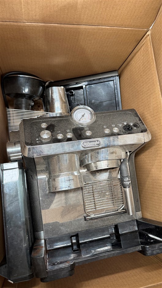 Delonghi Coffee Machine. NB: Items may not be in original packaging and may