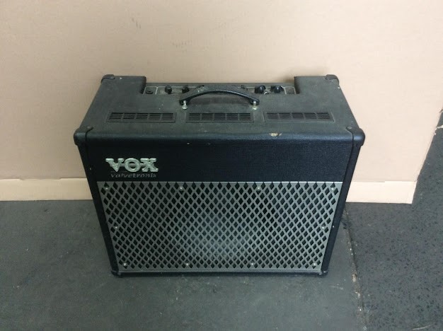 Vox Valvetronix AD50VT Guitar Amplifier