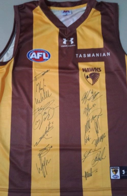HAWTHORN 2026 SQUAD SIGNED GUERNSEY