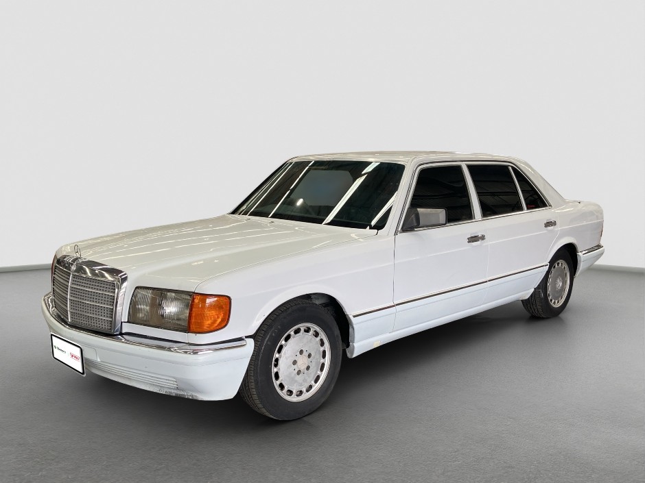 1989 Mercedes-Benz 300SEL  Petrol