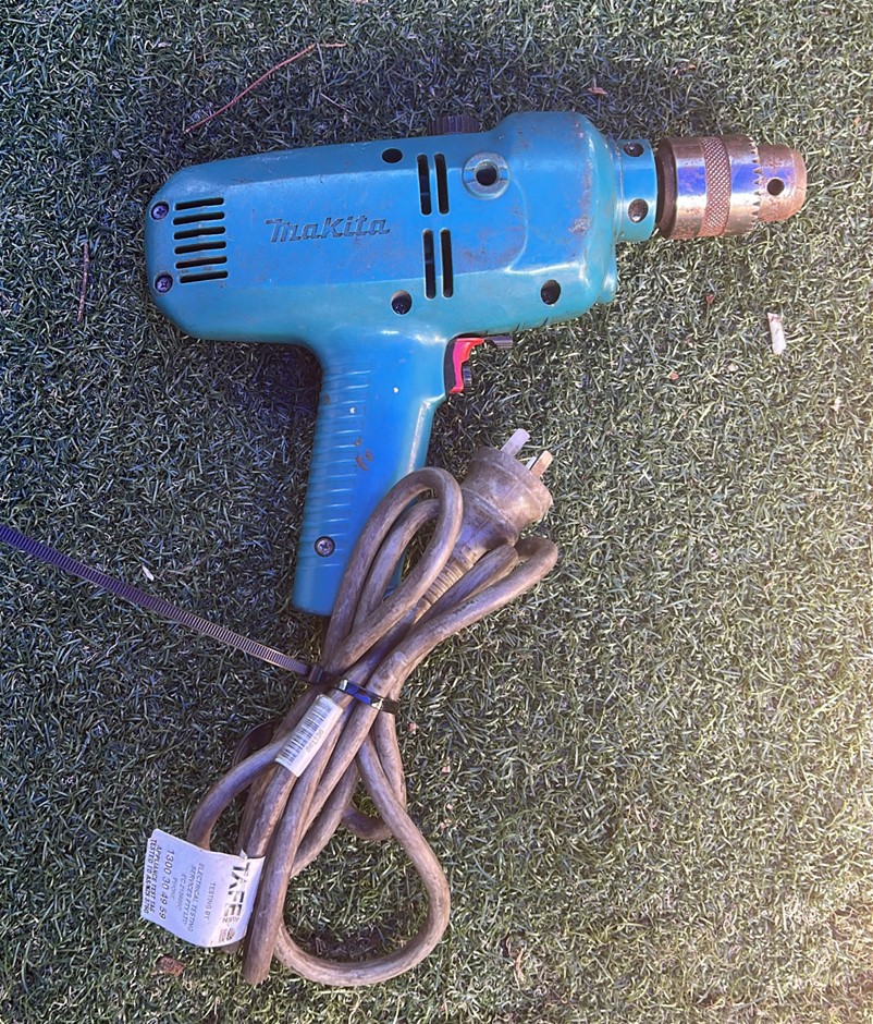 MAKITA 13mm 2-Speed Hammer Drill