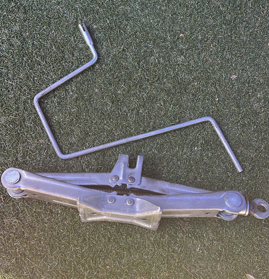 Mechanical Scissor Jack