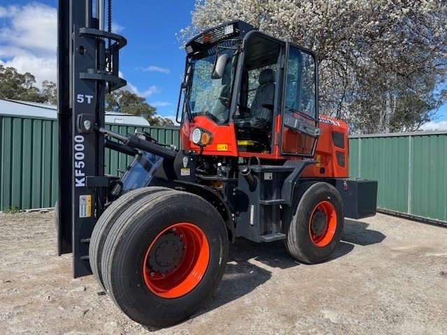 KOBOLT 5T Forklift 4X4 Diesel 4.5m Lift Model: KF5000 (2025 - Unused)</p