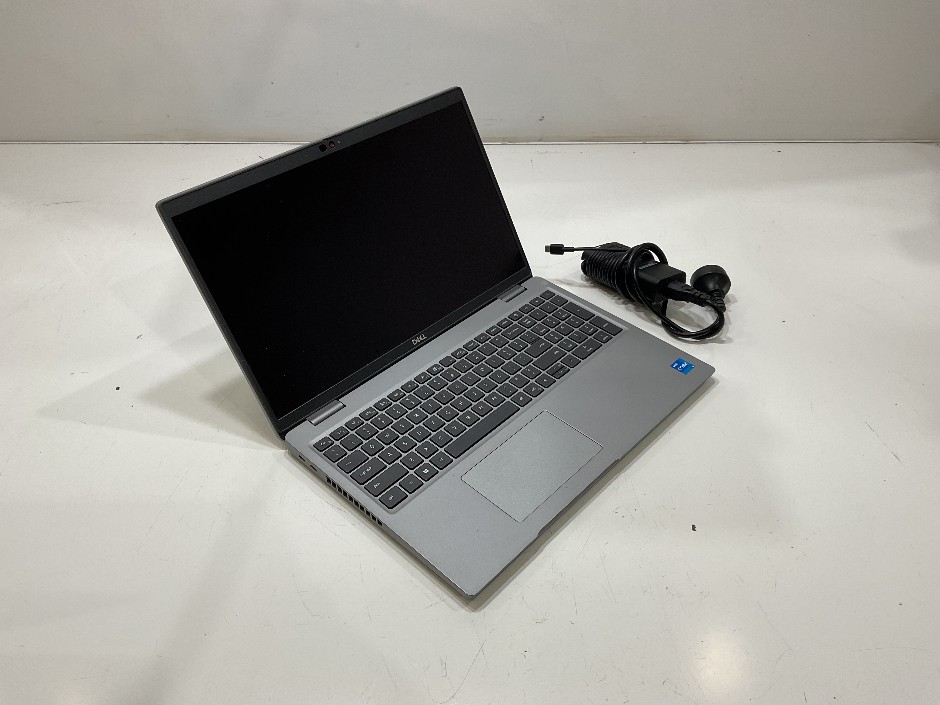 DELL LATITUDE 5520