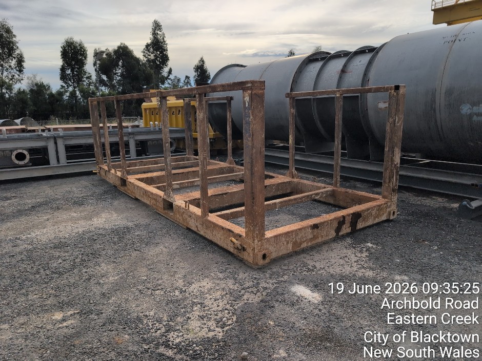 <p>PIPE STILLAGE (Site ID: 242)</p>