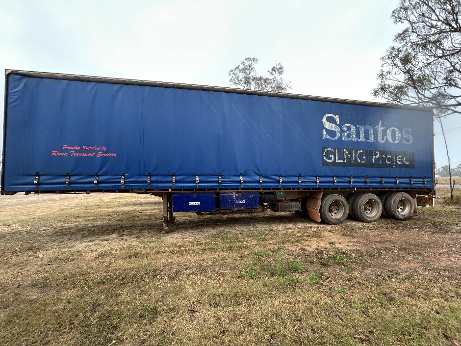 1997 Haulmark  Semi Trailer