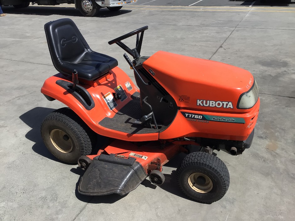 Kubota T1760 Ride On Mower