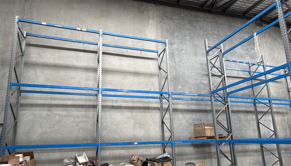 5x Bay of APC Pallet Racking
Consisting of the Following Components