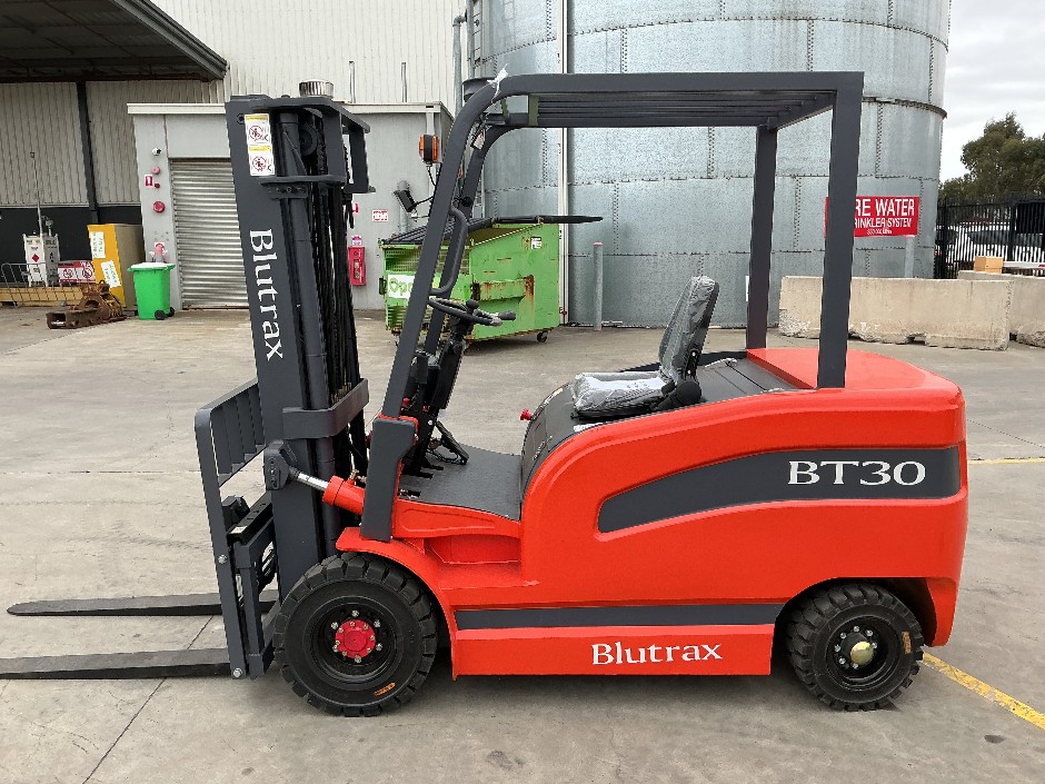 2026 Blutrax  BT-30 Electric Fork Lift