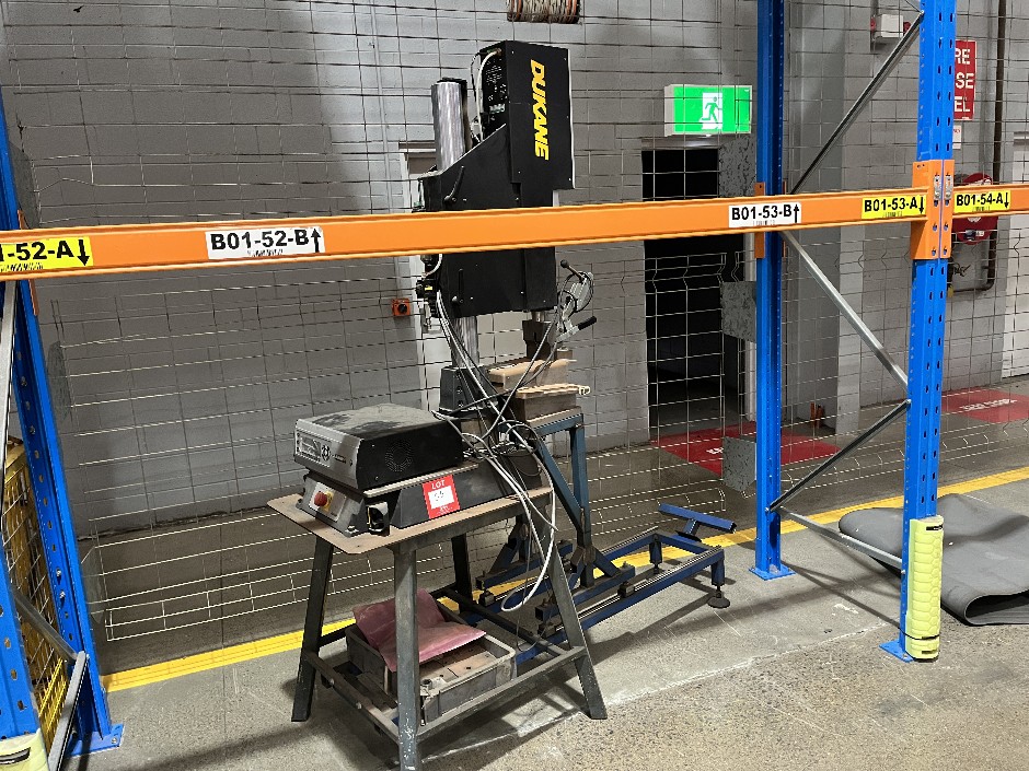 <p>Ultrasonic Welder System</p>
