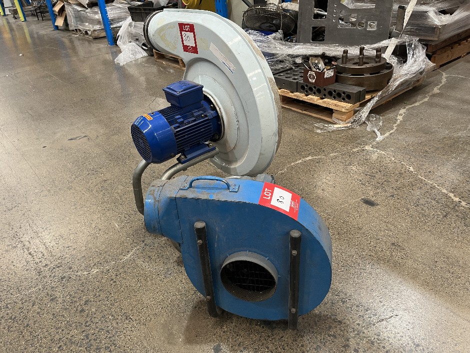 2x Assorted Blowers