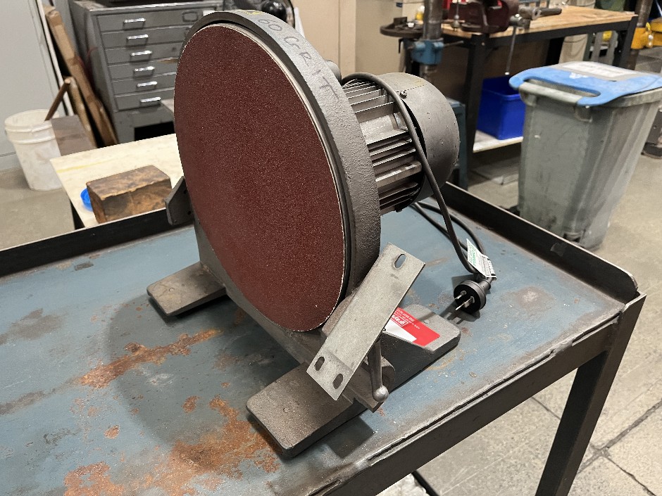 <p>Disc Sander</p>