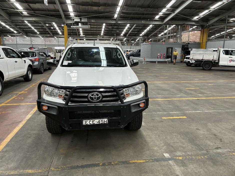2019 Toyota Hilux SR Diesel